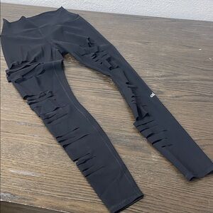 alo yoga pants